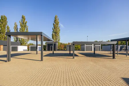 Ausstellungsflaeche Hartmann & Stark 106