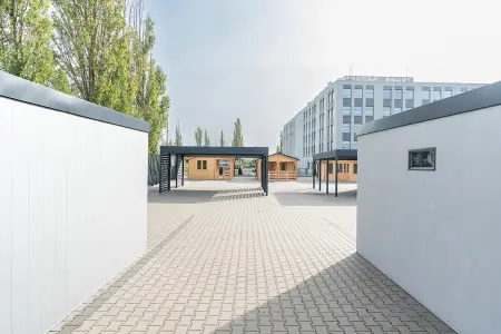 Ausstellungsflaeche Hartmann & Stark 180